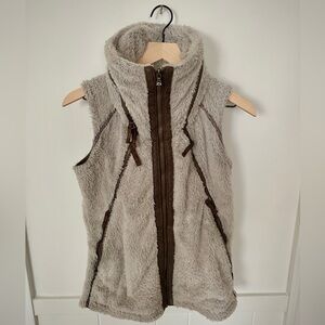 Kuhl Women's Fleece Vest in Cream and Brown